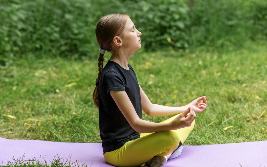 Ninguém Aprende a se Acalmar Sozinho: Da Corregulação à Autonomia